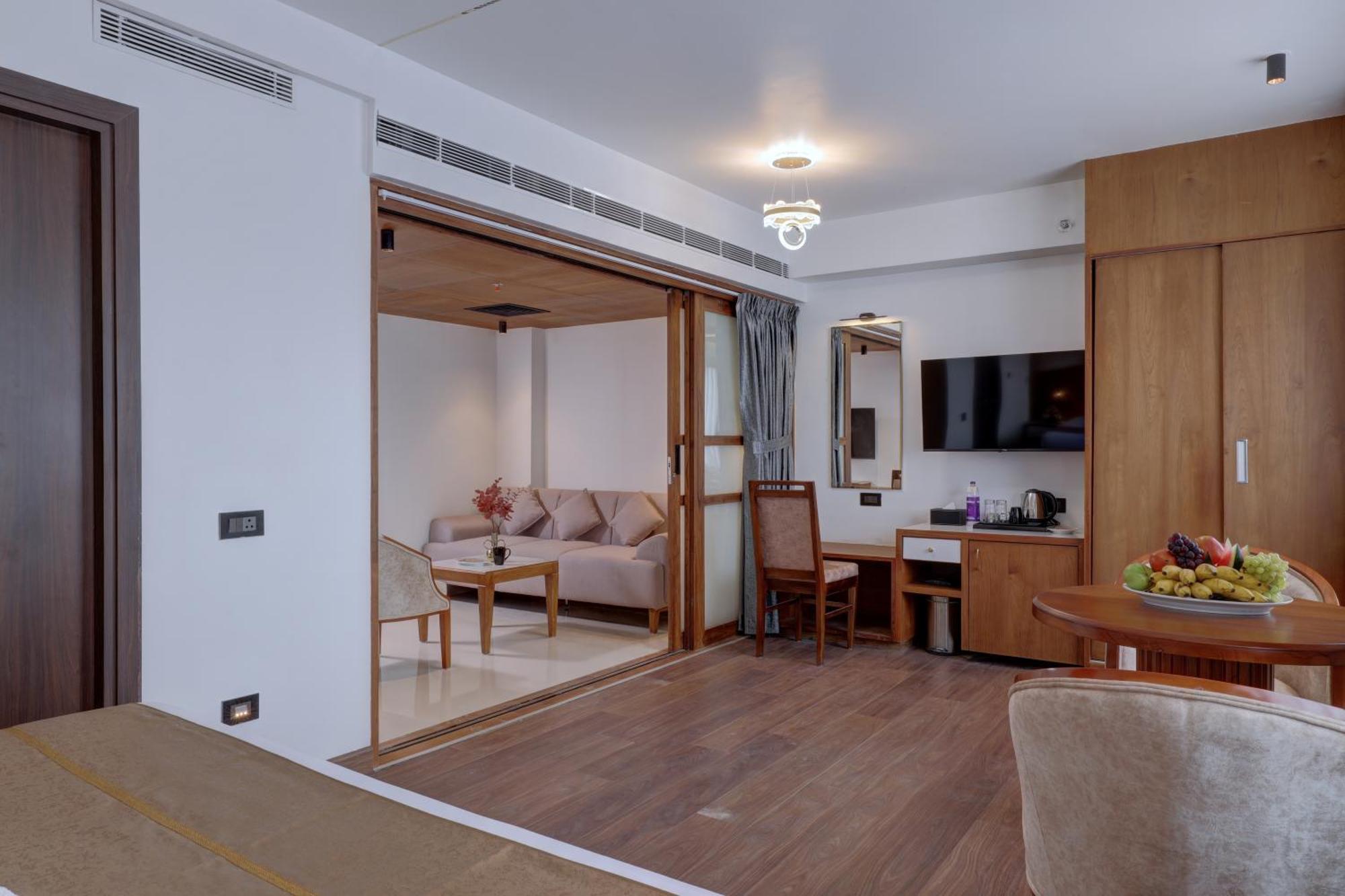 Hotel Cordial Sopanam Thiruvananthapuram Exterior photo